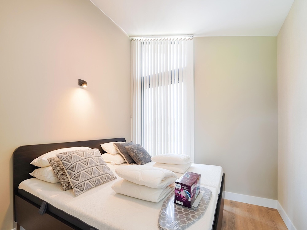Holiday Home Near Kaag Lakes and Leiden Canals