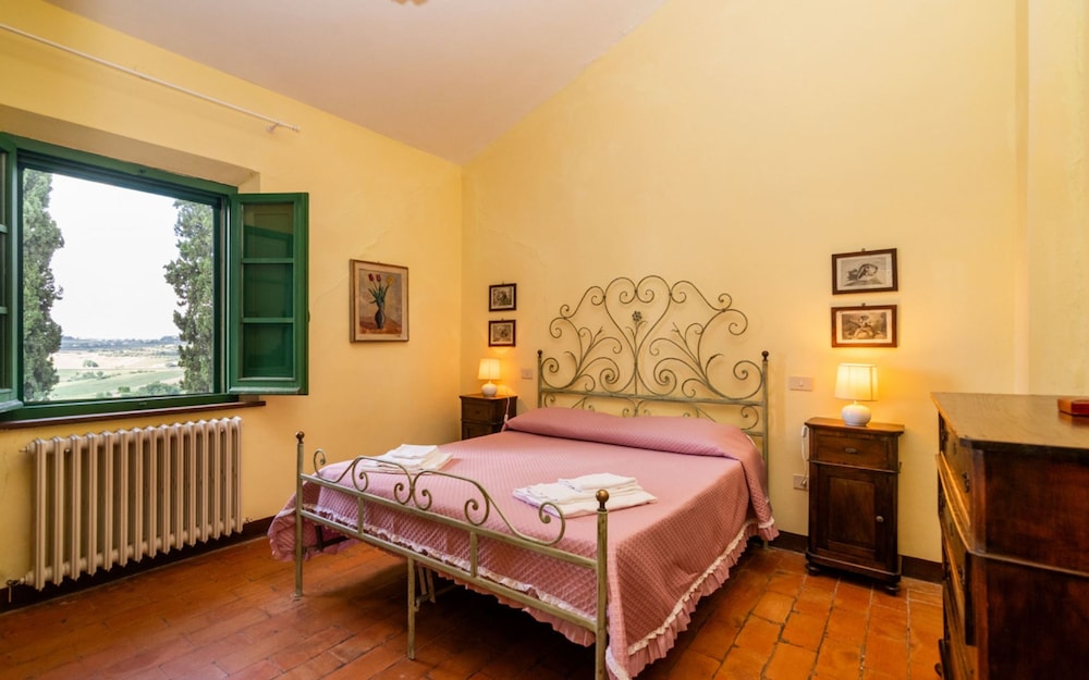 Farmhouse With Exclusive View Between Umbria and Tuscany La Godiola-albizia
