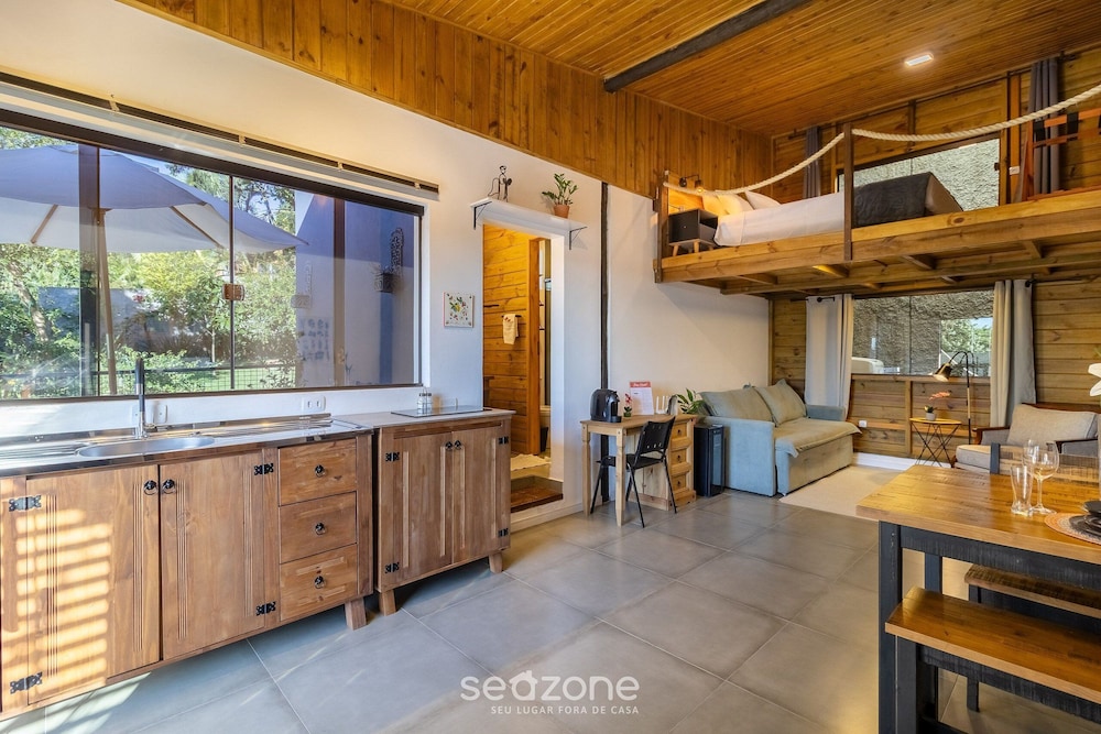 Your Getaway in Florianopolis, Just Minutes From the Beach NDE