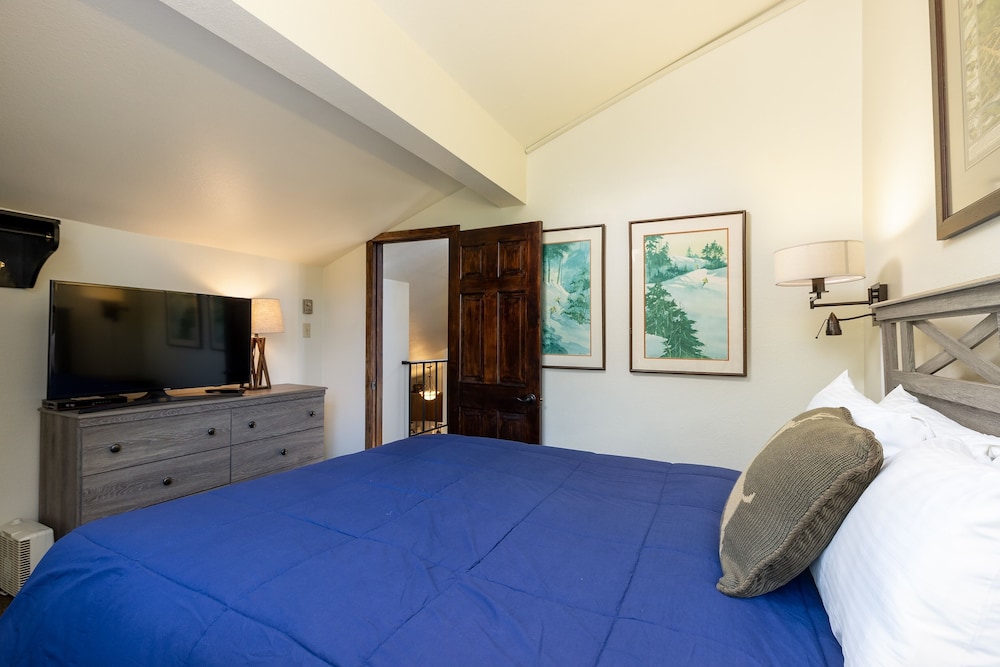 Flying Dutchman, Keystone Ski Resort Gulch & Soda Springs - Keystone Ski Resort CO Condos