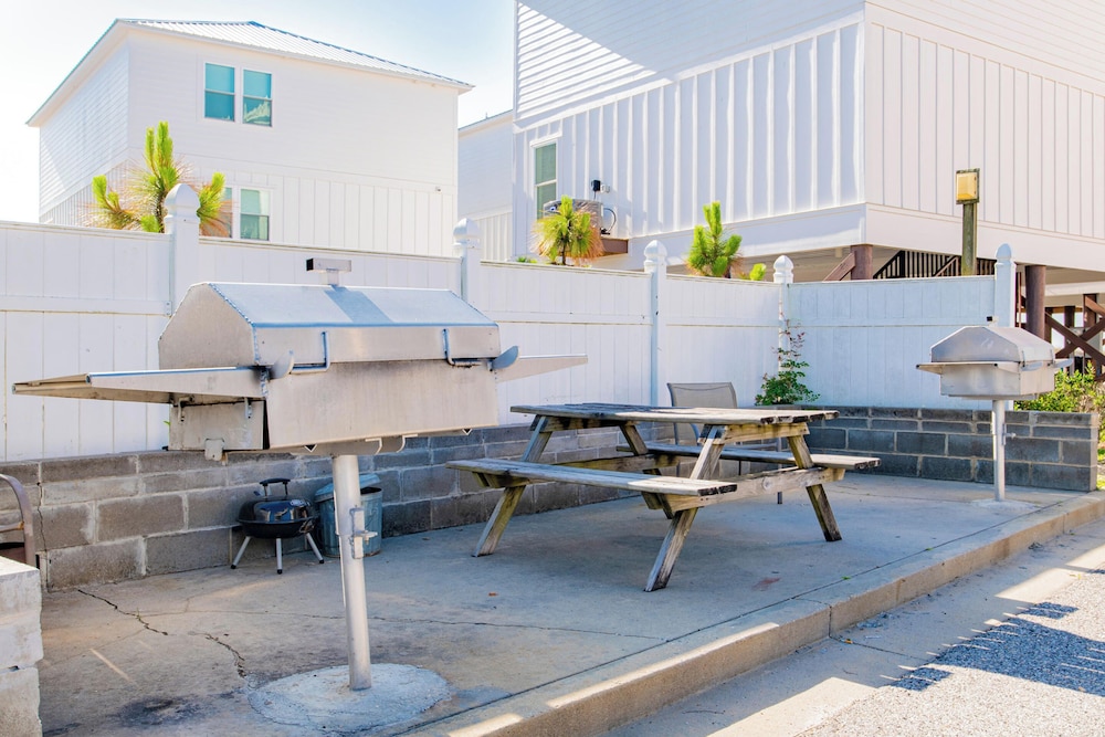 Grand Beach Resort by Southern Vacation Rentals