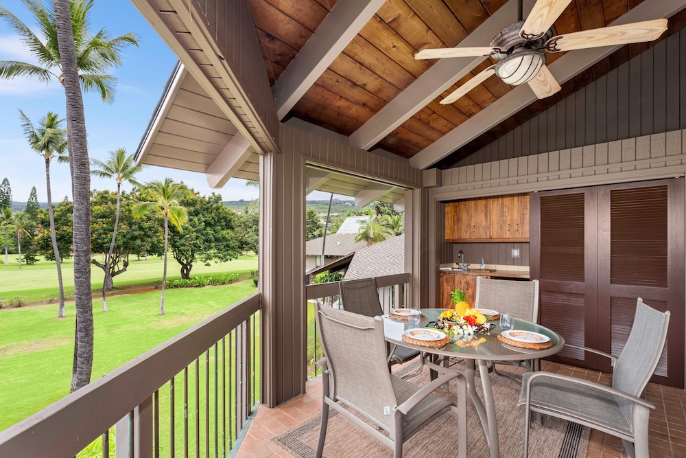 Fairway & Ocean Views - Updated Top Floor - AC- Vrkcv