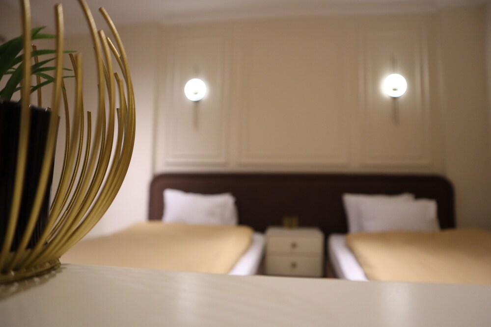 Calma Hotel