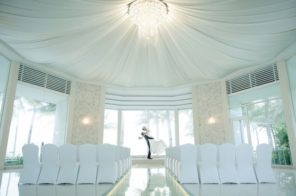 Sizihwan Sunset Beach Resort