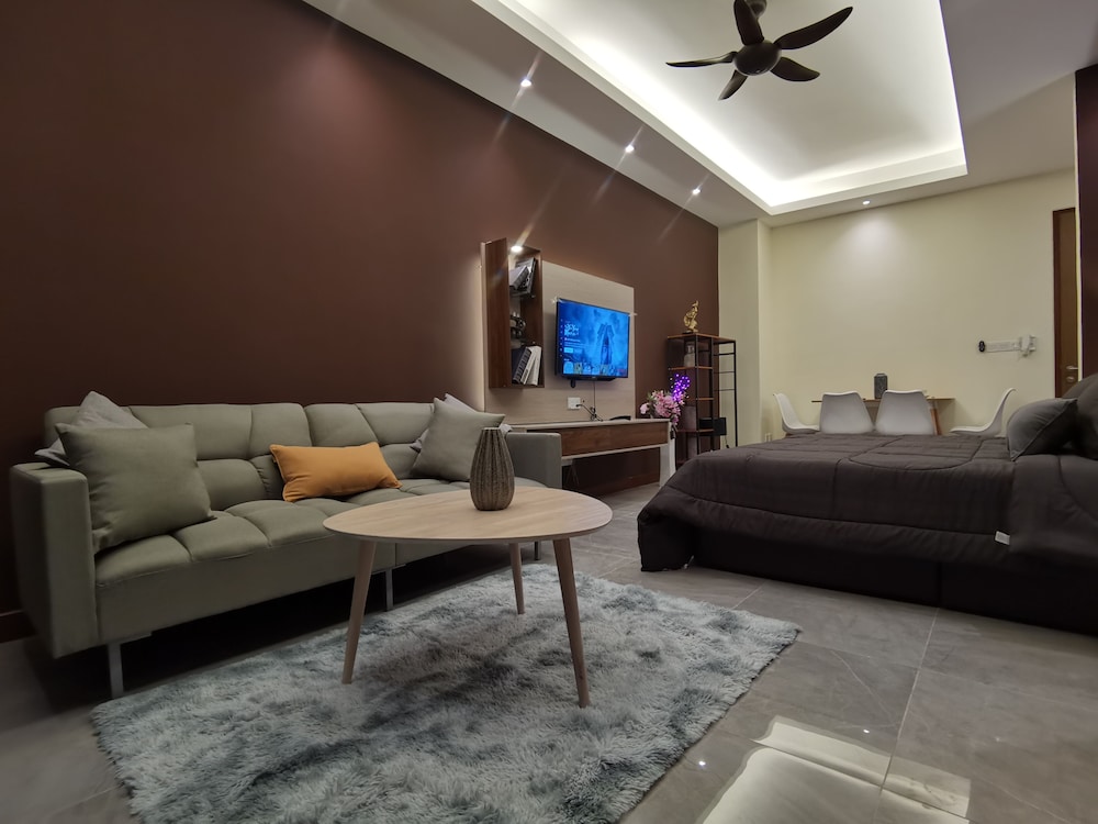 Attic Home Melaka Imperio Residence photo 2