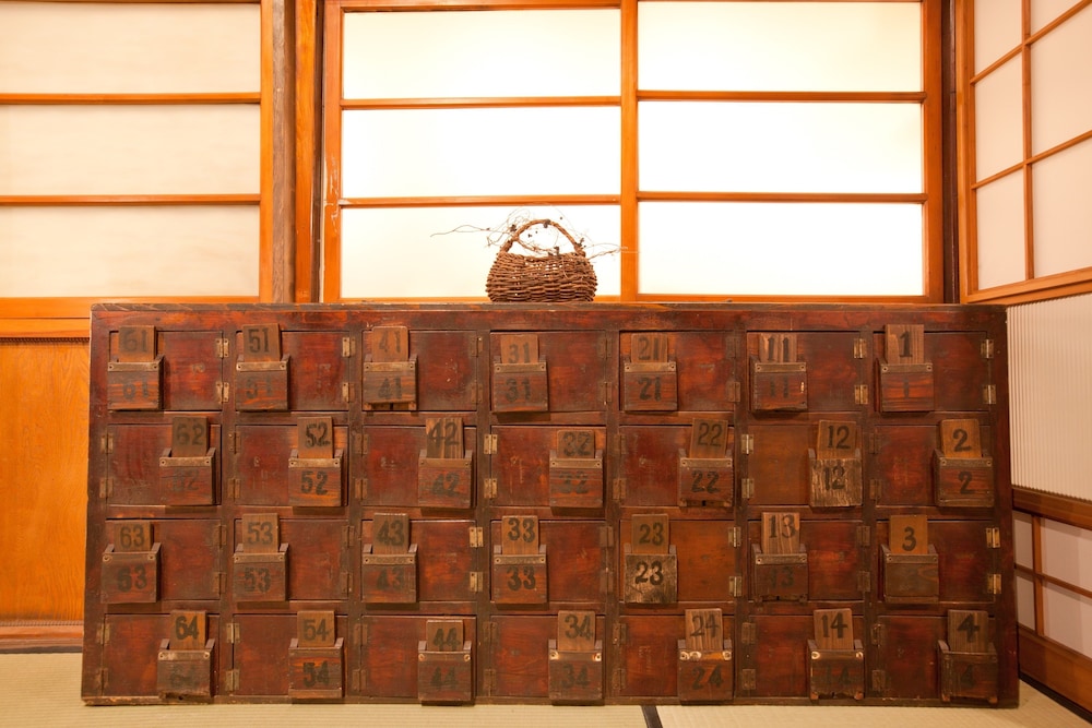 Guest House Kura - Hostel