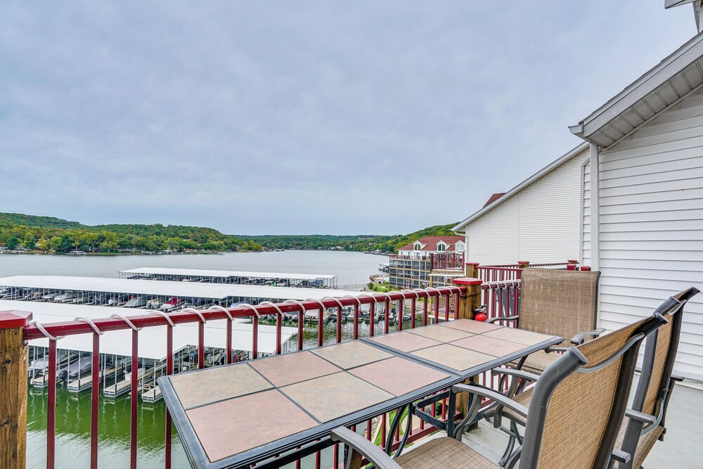 'lake It Easy' Waterfront Ozarks Condo w/ Balcony! view 5