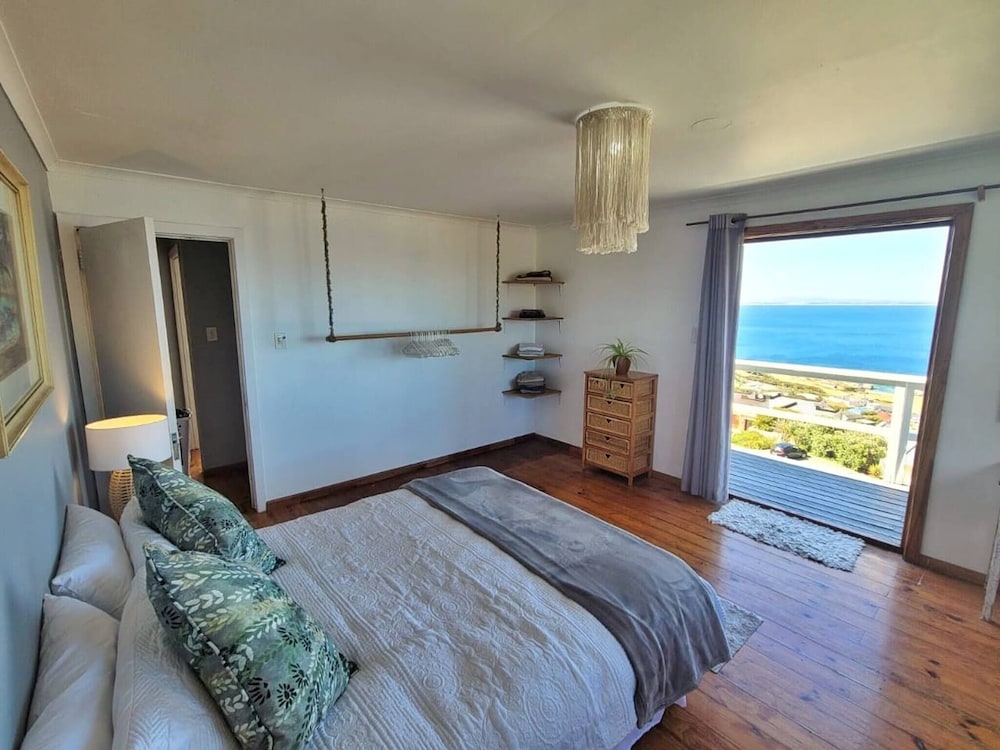 Seascape, Simon's Town