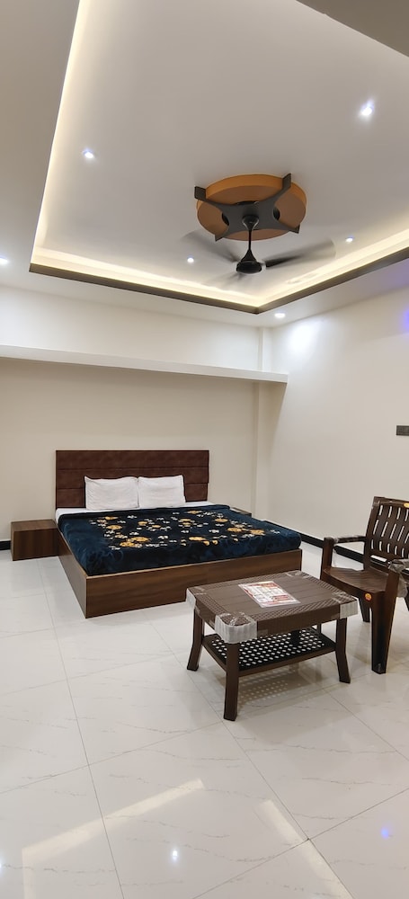 Shri Anant Mahadev Guest House
