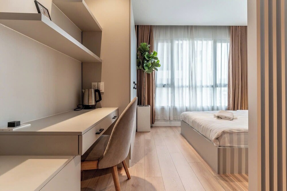DE LA SOL Premier Residence