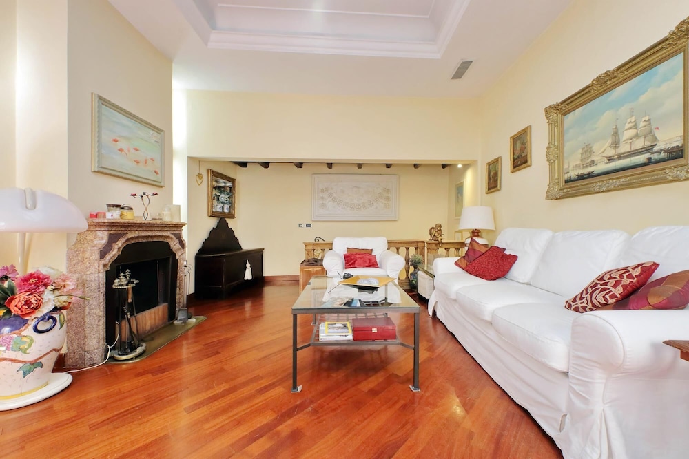 4bnb - Luxury Trevi Apartment w Terrace