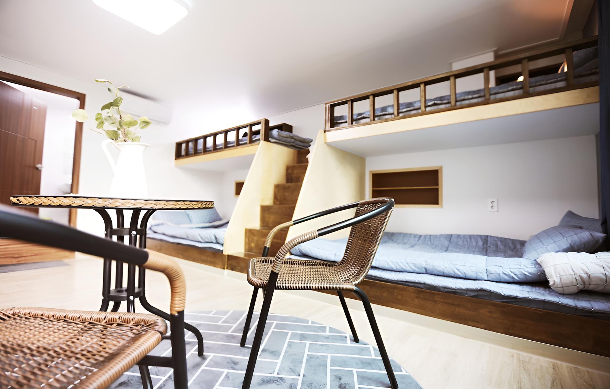 Little Star Guesthouse