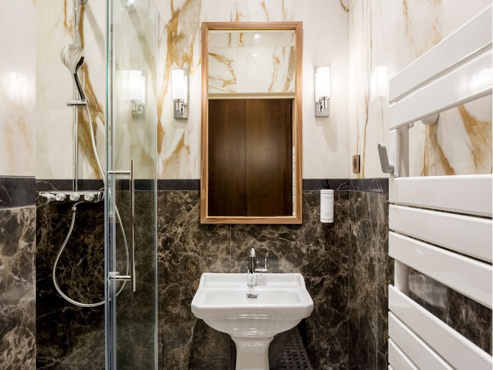 Merveil Signature Suite - Alfred
