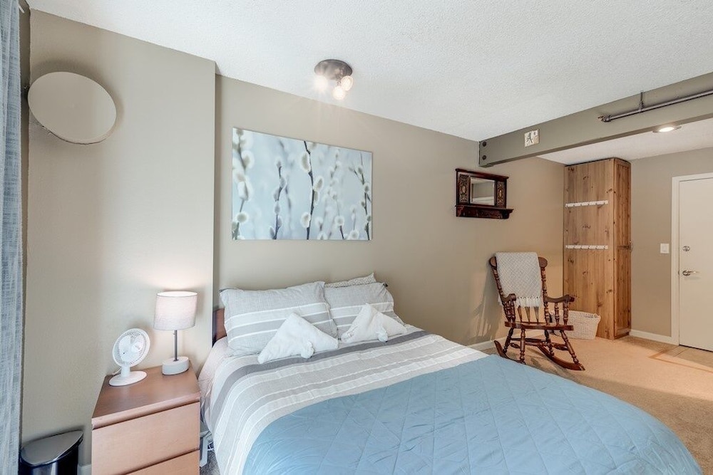 Glacier Mt Baker Lodging