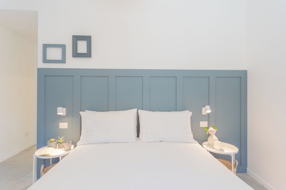 Salvia & Ginepro Apartments by Rent all Como