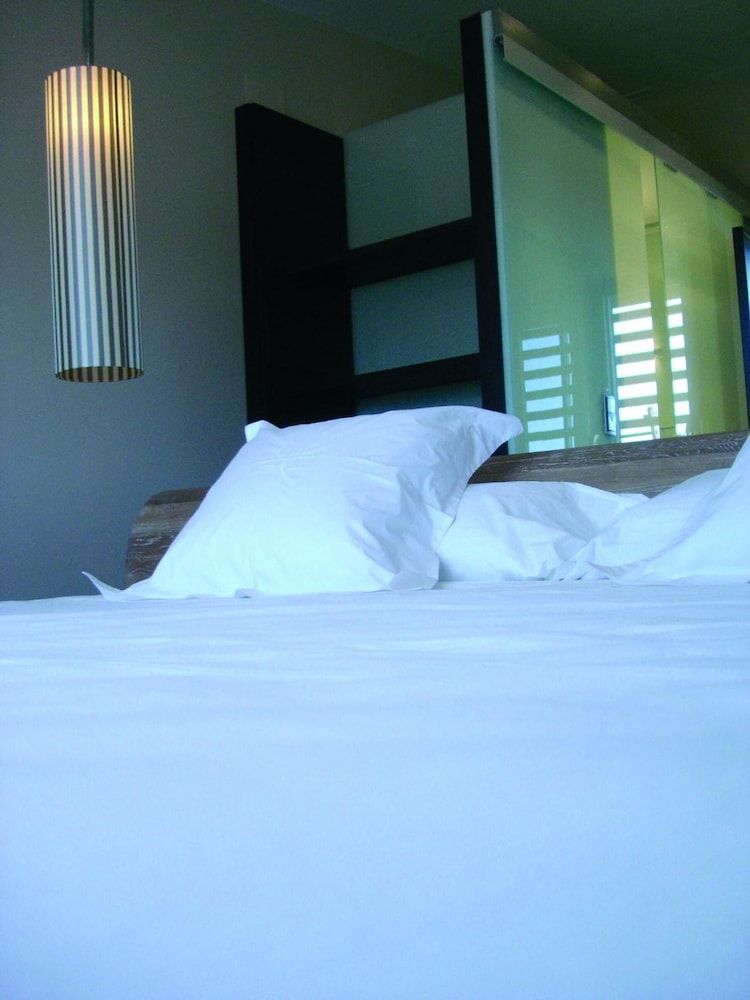 Photo 42