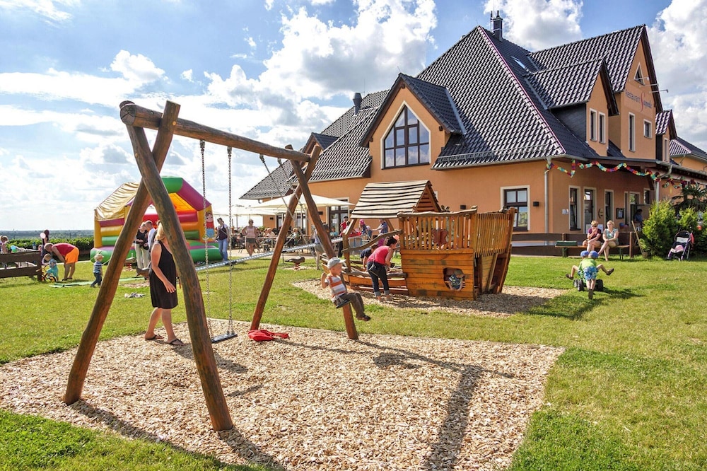 Seepark Auenhain am Markkleeberger See in Markkleeberg