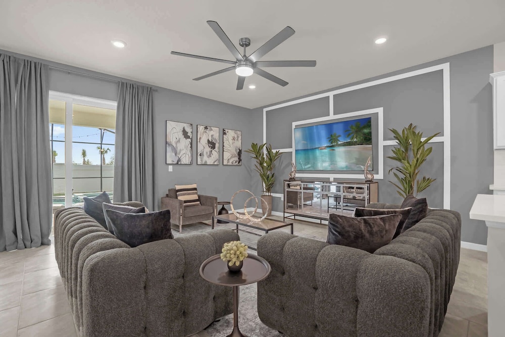 Upstay: Family Retreat w Pool, Cinema & Games Room
