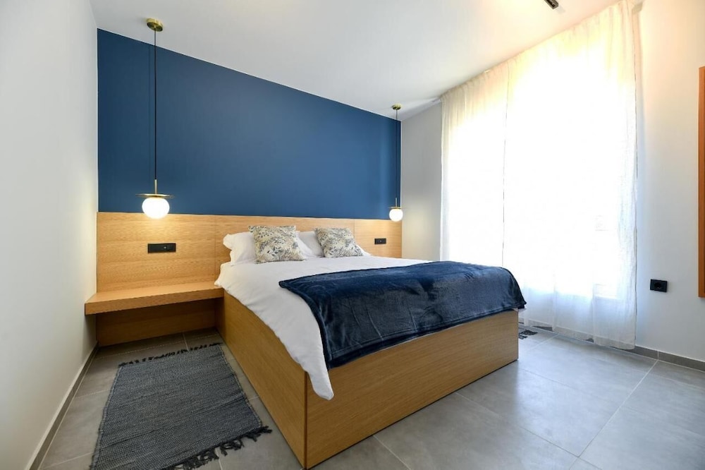 Maris Accommodation