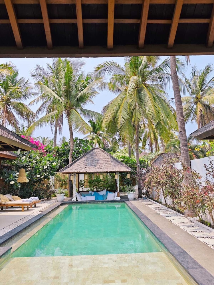 VILLA DUNIA