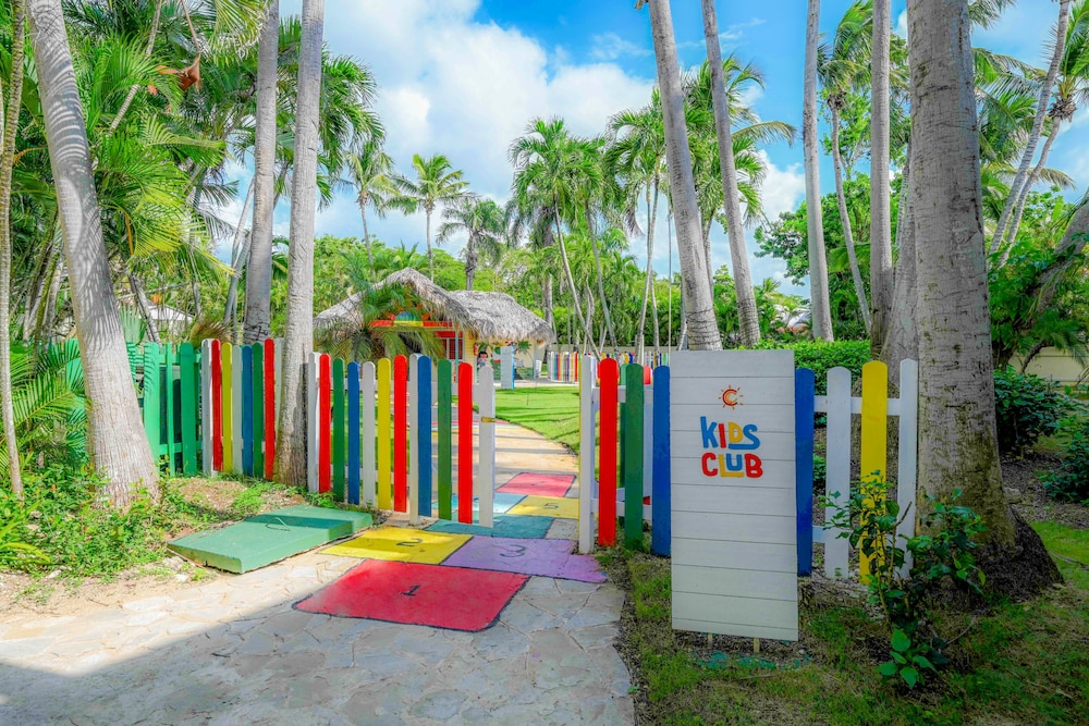 Coral Costa Caribe Beach Resort - All Inclusive - Property Image 70