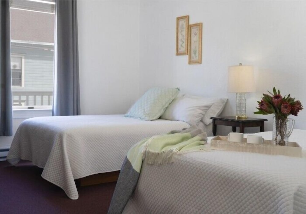 Tomales Hotel