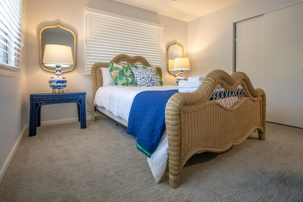 379 Wahoo Dr view 4