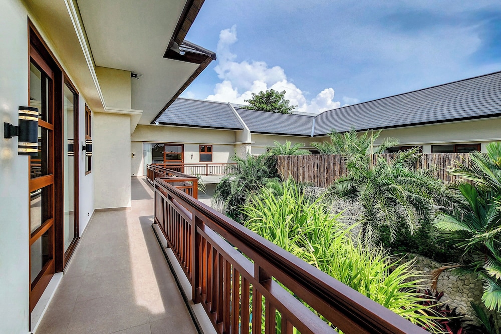 Villa Ellyne Canggu by Nagisa Bali