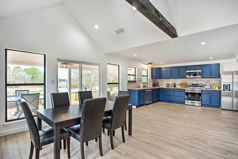 Lakefront Frankston Home w/ Guest Studio! - Property Image 6