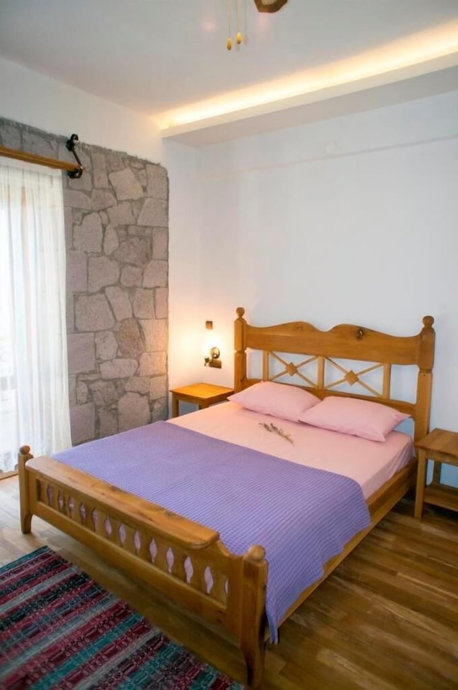 Farmidaya Biotel