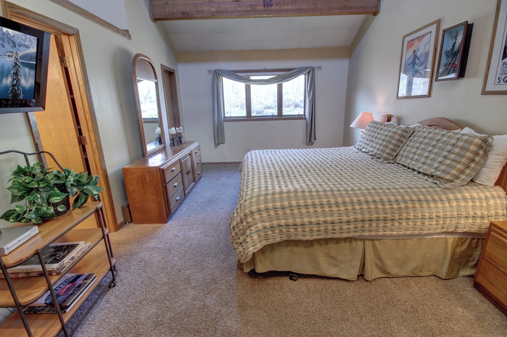 Enclave 5 by SummitCove Vacation Lodging