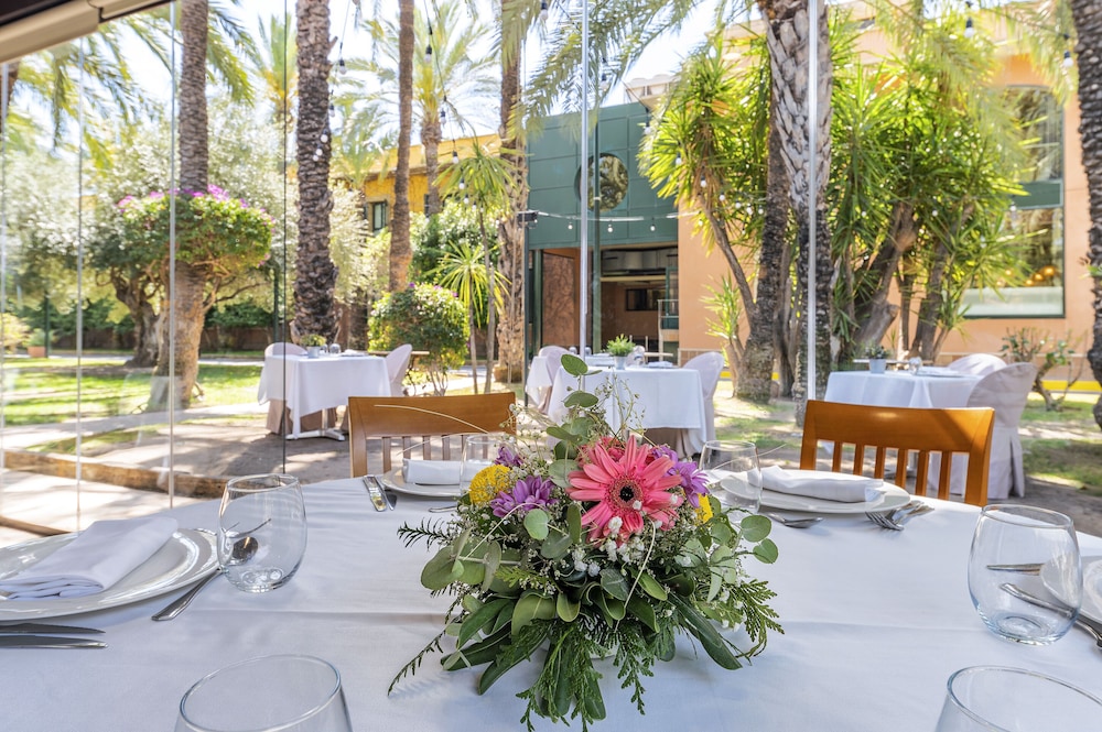 Elche Vacations - Hotel Jardin Milenio - Property Image 2