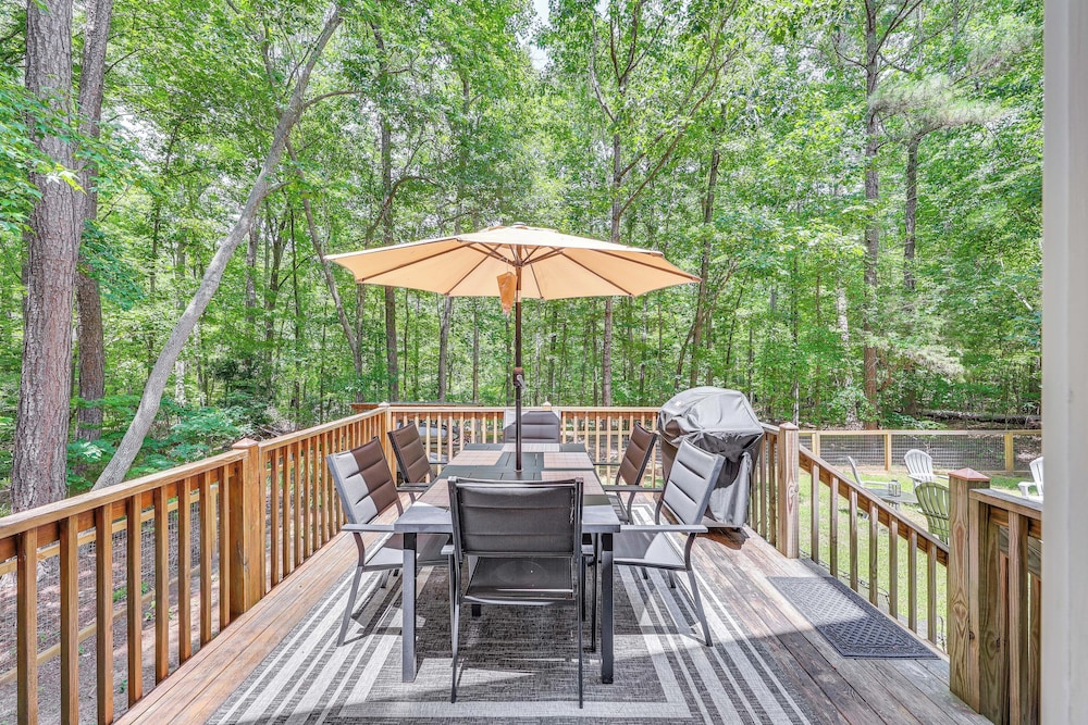 Fisher's Retreat Near Lake Thurmond: Tignall Home