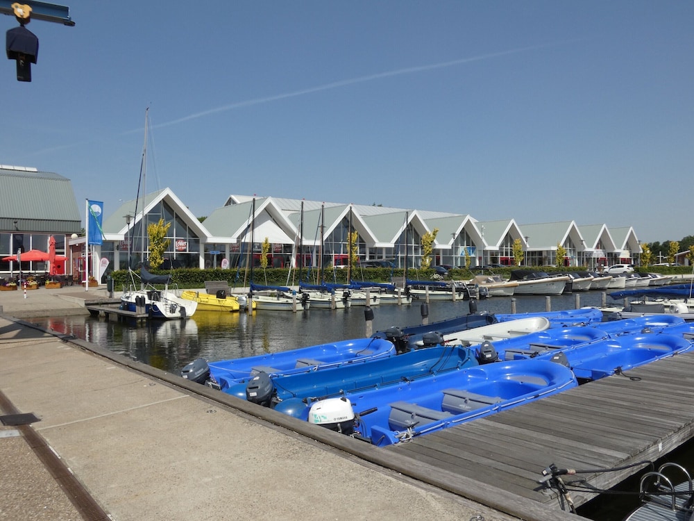 Beautiful House With AC, in the Port of Uitgeest