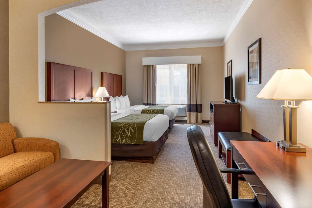 Albany Vacations - Comfort Suites Linn County - Property Image 26