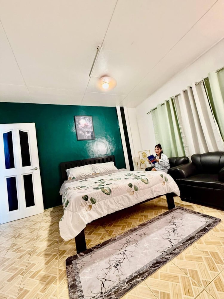 Axon Cozy Modern House #B Near The Walking Street