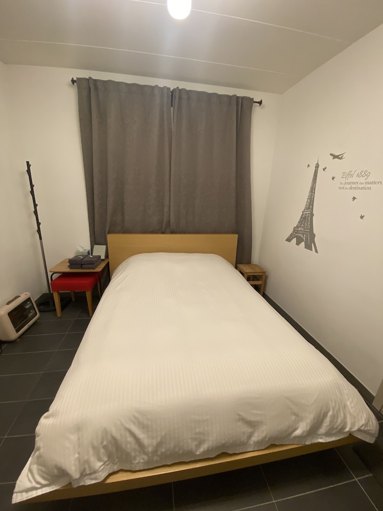 Incheon Airport Happy Place Guesthouse