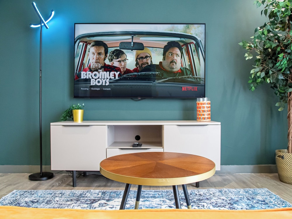 Sheffield City Escape - Modern Apartment