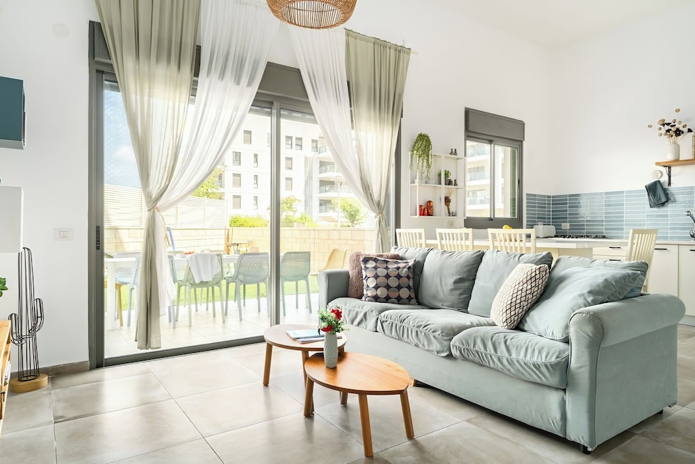 Achziv Bright Garden Stay by Sea N' Rent