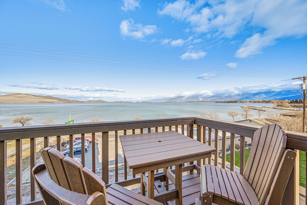 Walk to Flathead Lake: Polson Home w/ Balcony