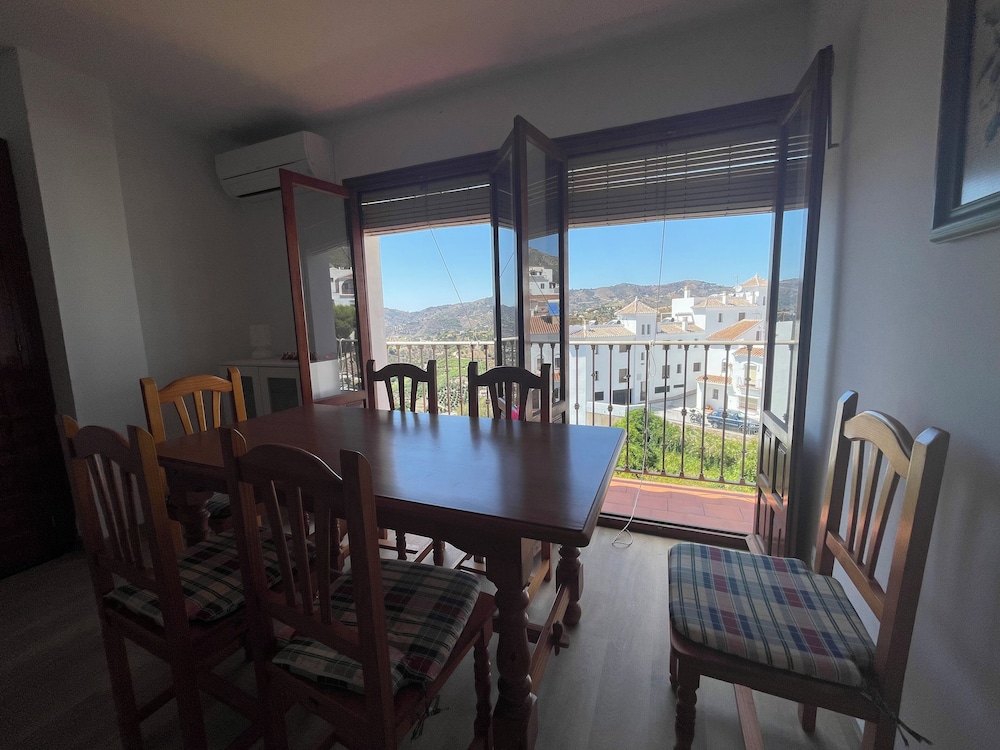 Cd-2063 Three Bedroom With Roof Terrace