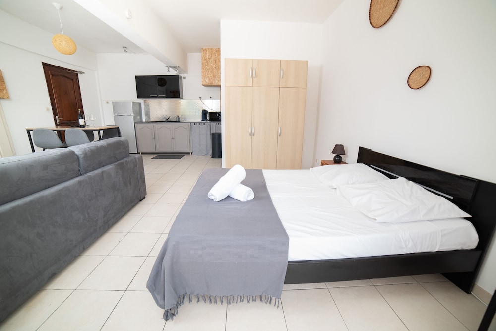 Le Calou, Studio vue Mer et Montagne, Sainte-Clotilde, Keylodge Réunion view 4