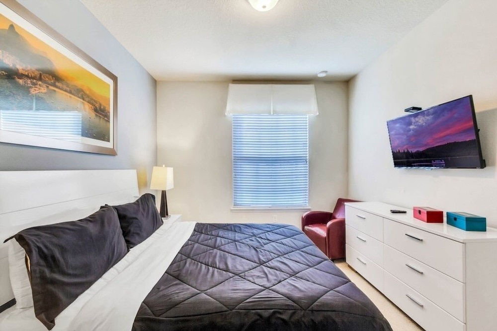 Beautiful Tranquil Relaxing Home With Private Pool 4 Bedroom Townhouse
