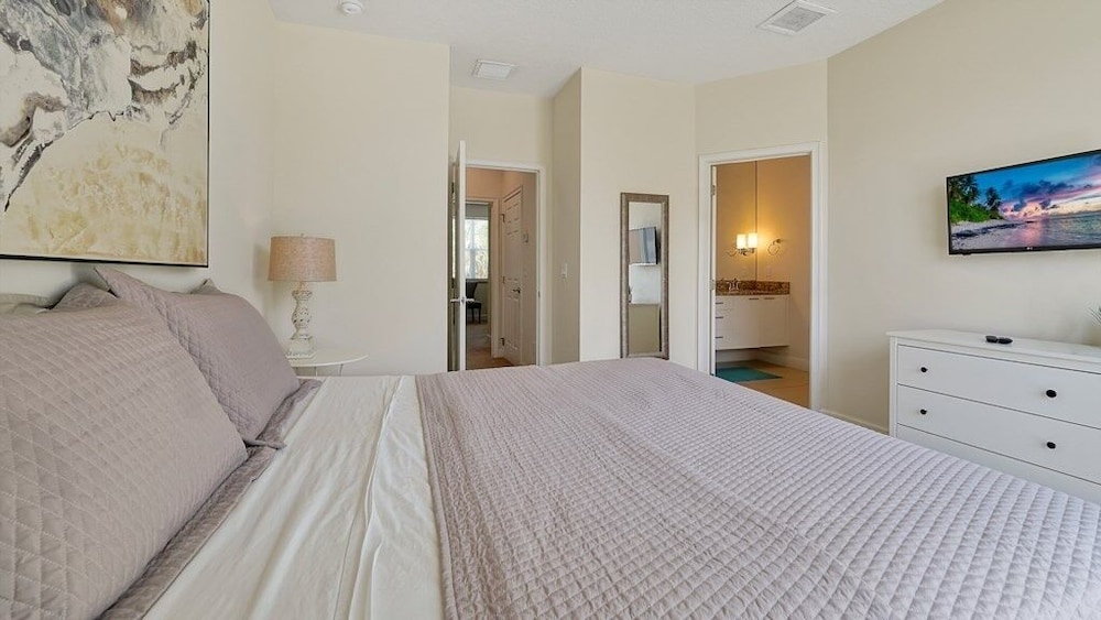 Silver Creek - 3 Bed W/splashpool-5002sc 3 Bedroom Townhouse by RedAwning view 5