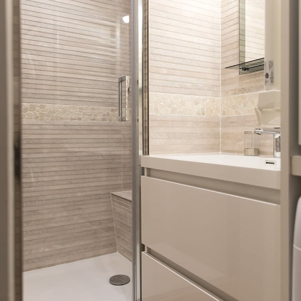 Stylish Sevre I Chic 1-br in the Heart of the 6th