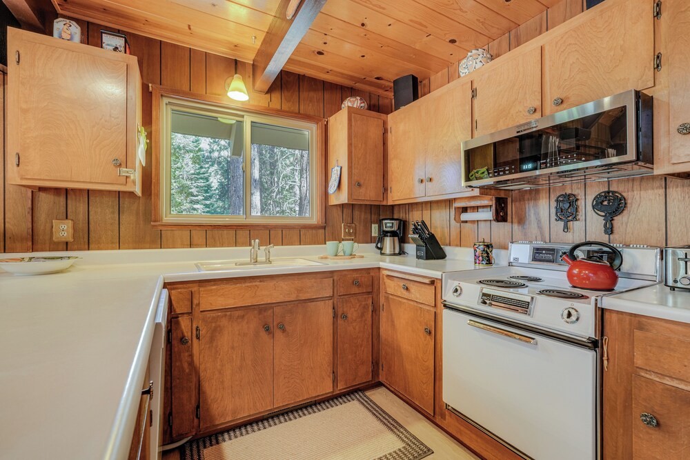 Arnold Chalet Near Town & Calaveras Big Trees!