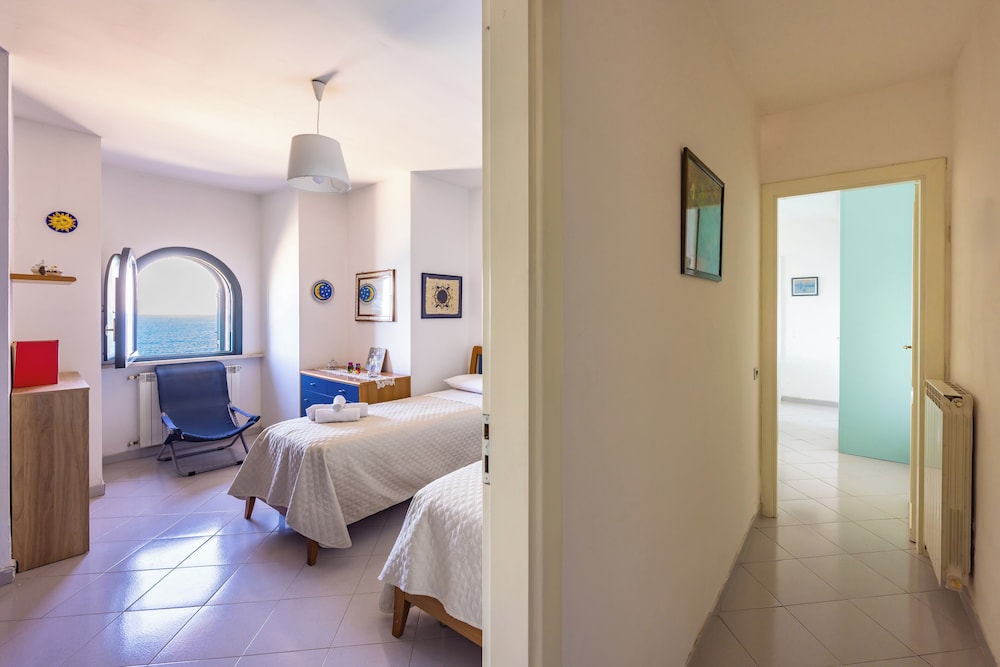 Heavenly Terrace by Napoliapartments