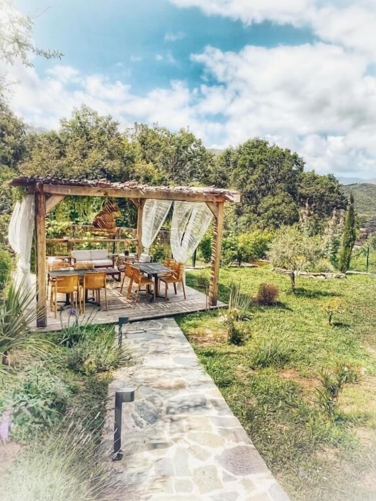 À Villa di Rutali