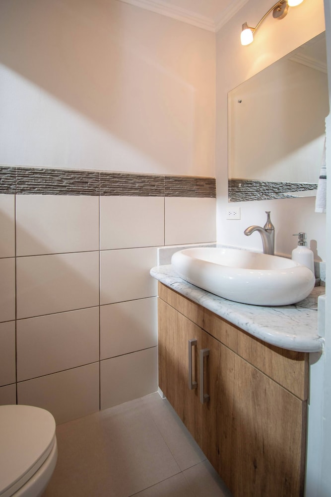 Beautiful Condo Just Steps From Avenida Escazu in an Unbeatable Location