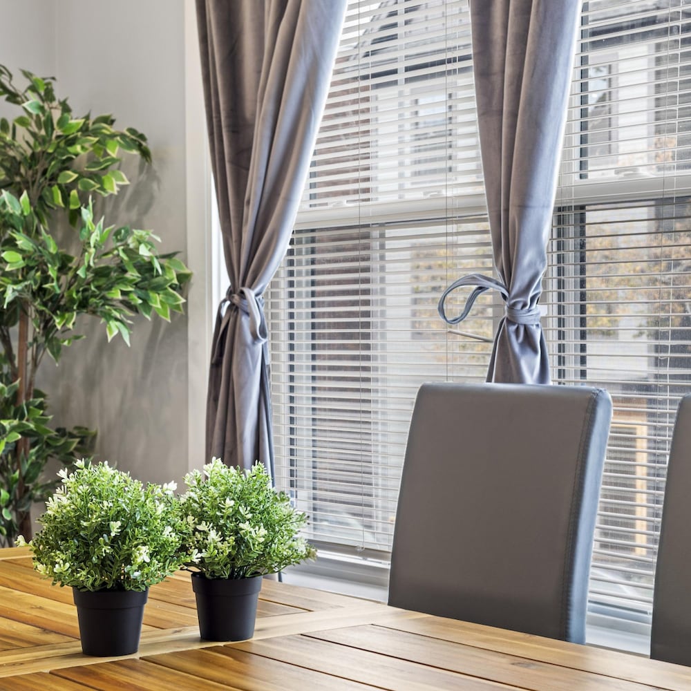Boston Vacations - Luxury 2BD 2BA Near Logan Airport and T Station - Property Image 5
